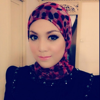 Gambar Biodata Lia Natalia Pelakon Comel Sabah Azhan Gambar Bertudung ...