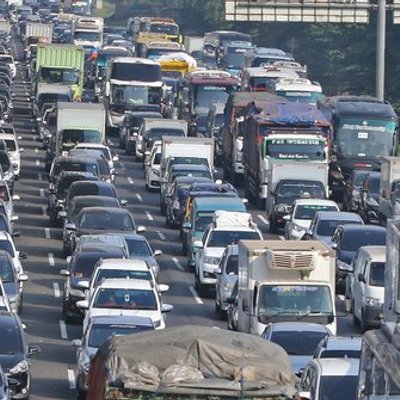 Ini Batas Kecepatan Di Ruas Jalan Tol Dengan Sistem One Way